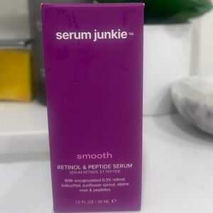 Serum Junkie Smooth Retinol & Peptide Serum —